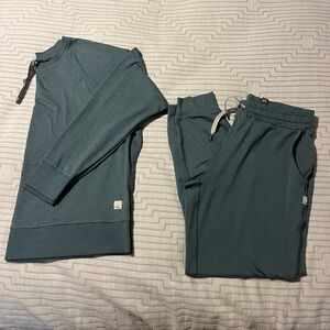 Women’s Vuori Dreamknit Heathered Teal Jogger & Crewneck Set